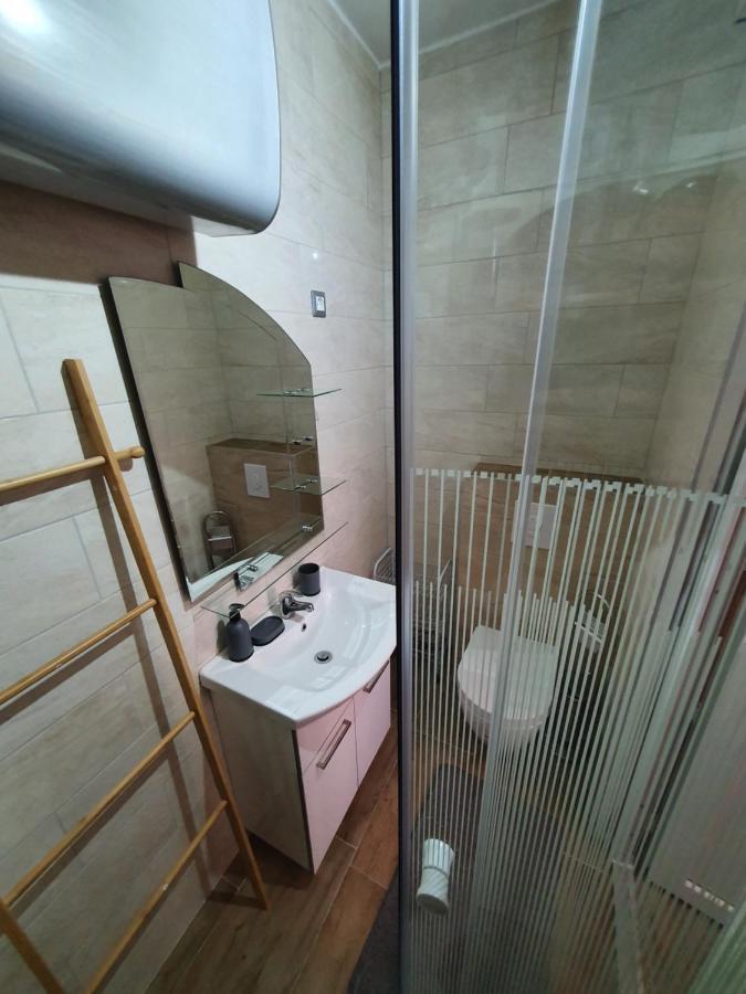 Zita - Heart Of Rovinj, Apartment For 2, Free Parking, 2Min Center, 5Min Beach Walk Extérieur photo