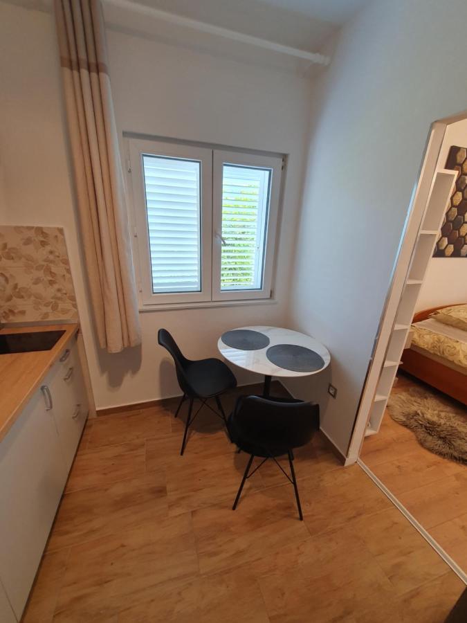 Zita - Heart Of Rovinj, Apartment For 2, Free Parking, 2Min Center, 5Min Beach Walk Extérieur photo