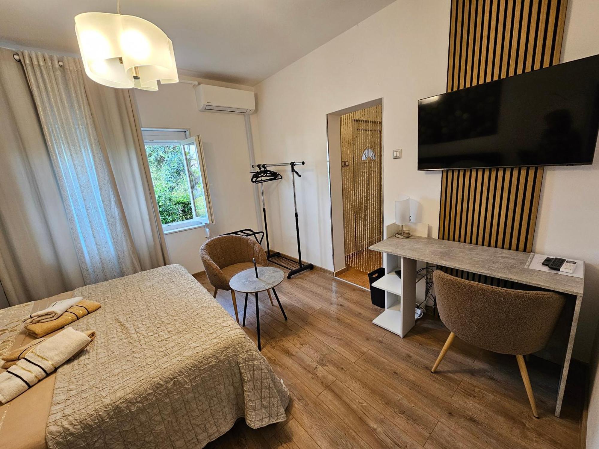 Zita - Heart Of Rovinj, Apartment For 2, Free Parking, 2Min Center, 5Min Beach Walk Extérieur photo